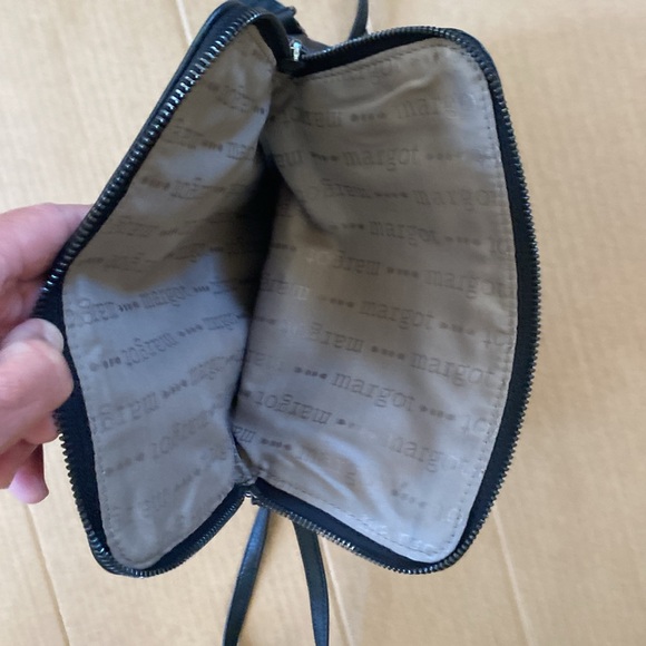 Margot leather cross body bag - Picture 7 of 9